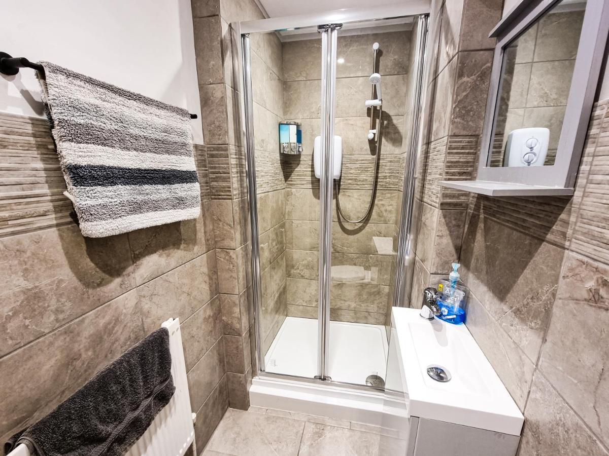 Newly Refurbished Flat In Central Cheltenham With Parking Luaran gambar