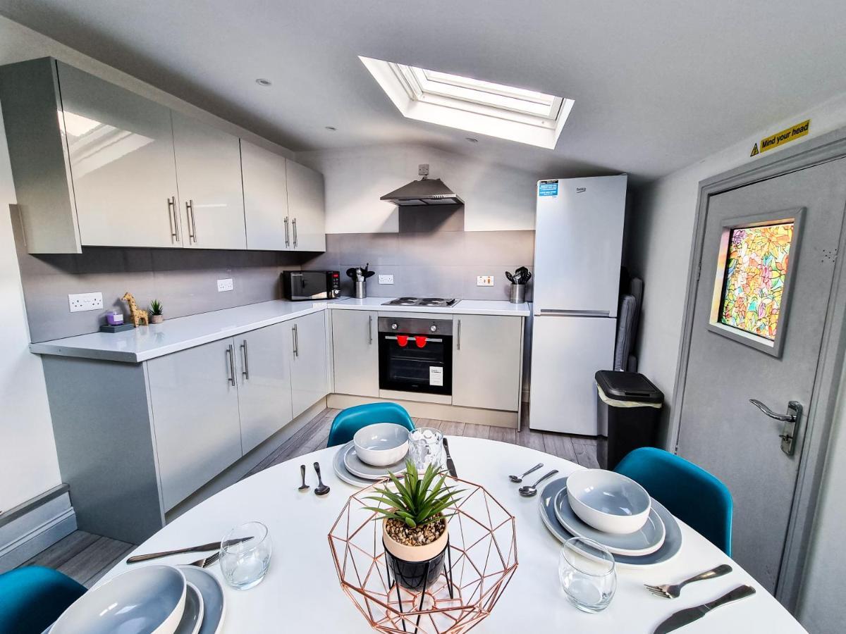 Newly Refurbished Flat In Central Cheltenham With Parking Luaran gambar