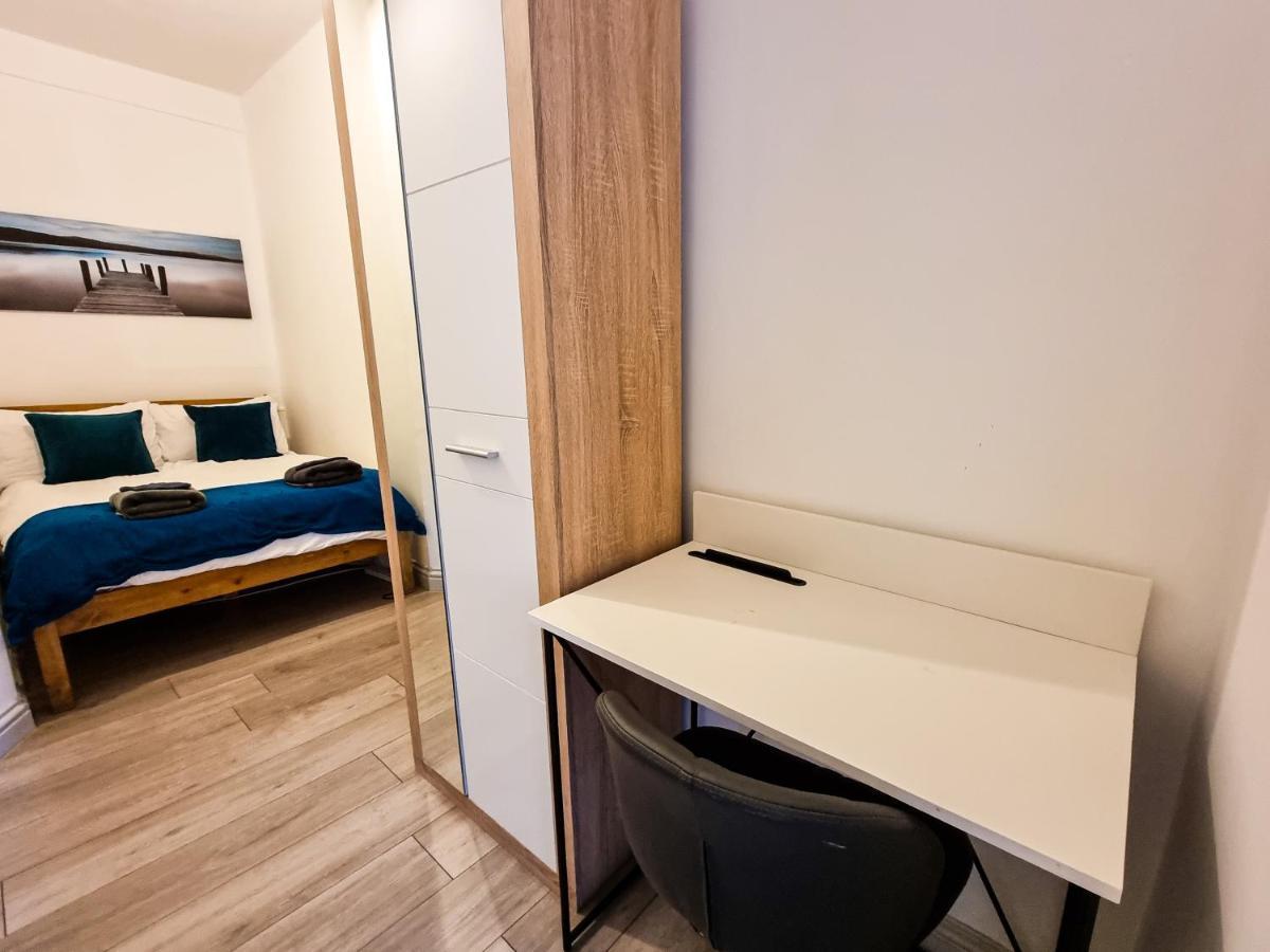 Newly Refurbished Flat In Central Cheltenham With Parking Luaran gambar